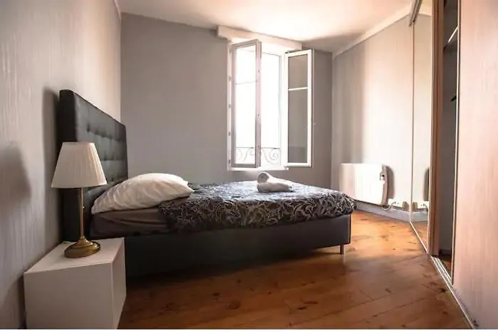 Dans Le Centre De Dan 3eme Etage 比亚里茨